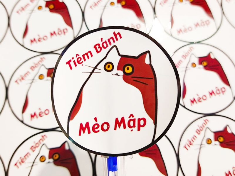 Decal tem nhãn tiệm bánh mèo mập